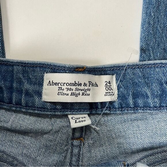 Abercrombie & Fitch Women's Straight Leg Jeans - Light Blue - Picture 5 of 8